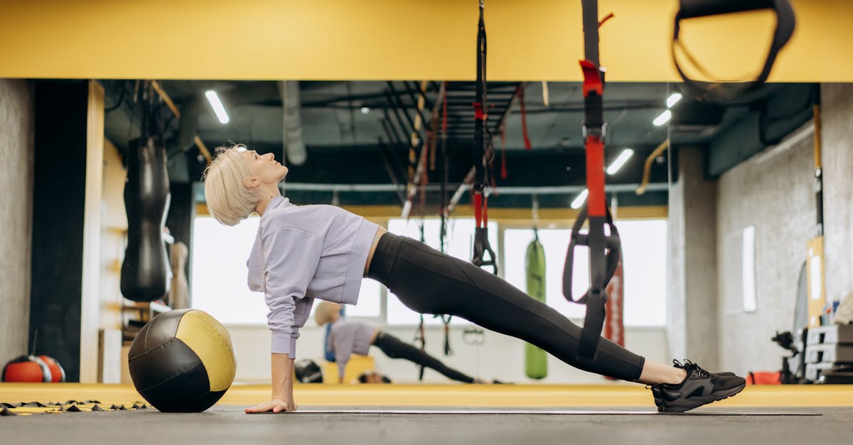 améliorez vos performances et prévenez les blessures grâce à notre guide complet sur la stabilité du tronc. découvrez des exercices, des conseils et des techniques efficaces pour renforcer vos muscles centraux et améliorer votre stabilité globale dans les activités et les sports quotidiens.