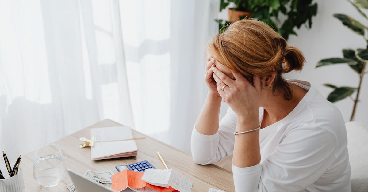 découvrez des remèdes et des solutions efficaces contre les maux de tête. découvrez les différents types de maux de tête, leurs causes et comment soulager la douleur grâce à des traitements naturels et des options médicales.