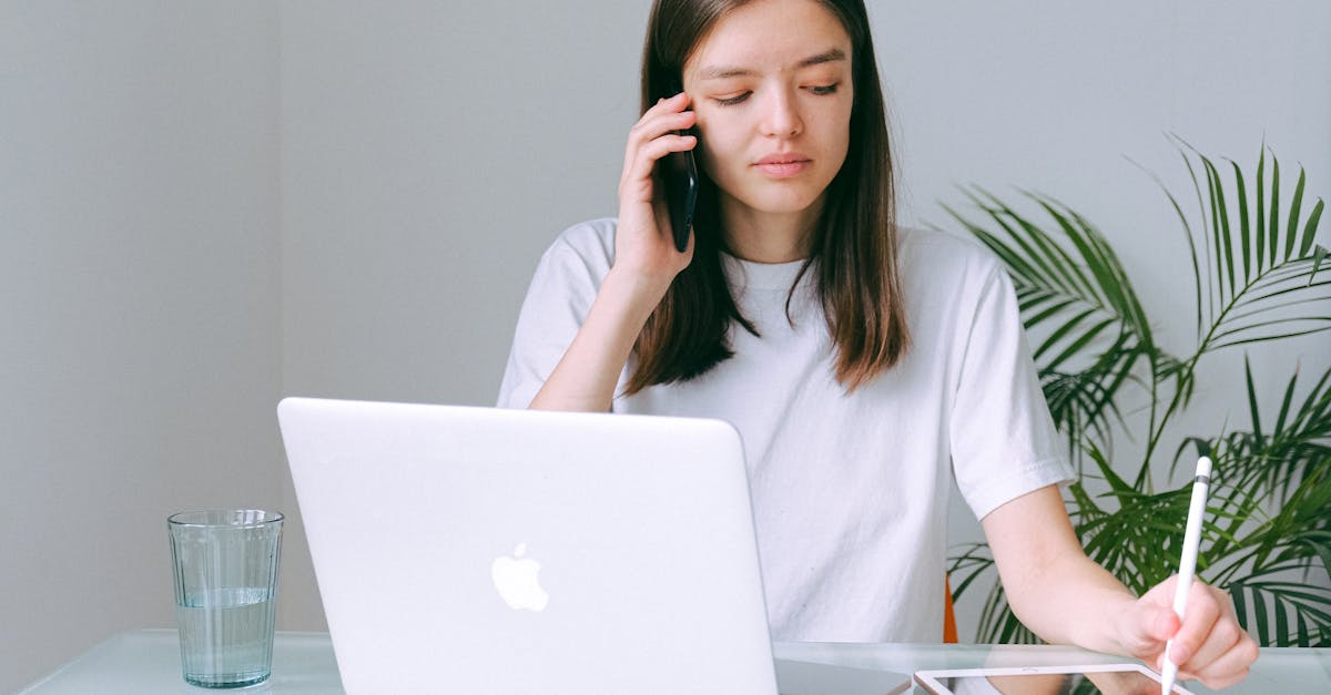 découvrez des solutions efficaces pour le problème du cou technique, une affection causée par une utilisation prolongée de l'appareil. découvrez des conseils pour soulager l’inconfort et améliorer la posture dans notre guide complet.