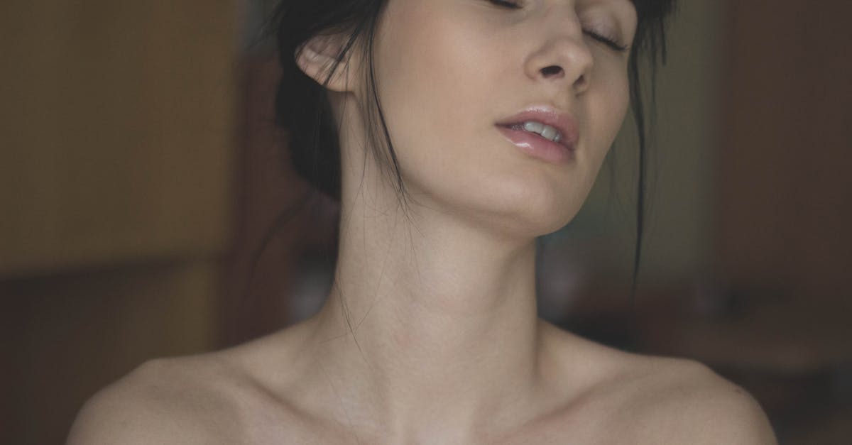 discover the causes and solutions for forward head posture. learn how this common issue can affect your health and wellness, and explore effective exercises and strategies to improve your posture and alleviate discomfort.