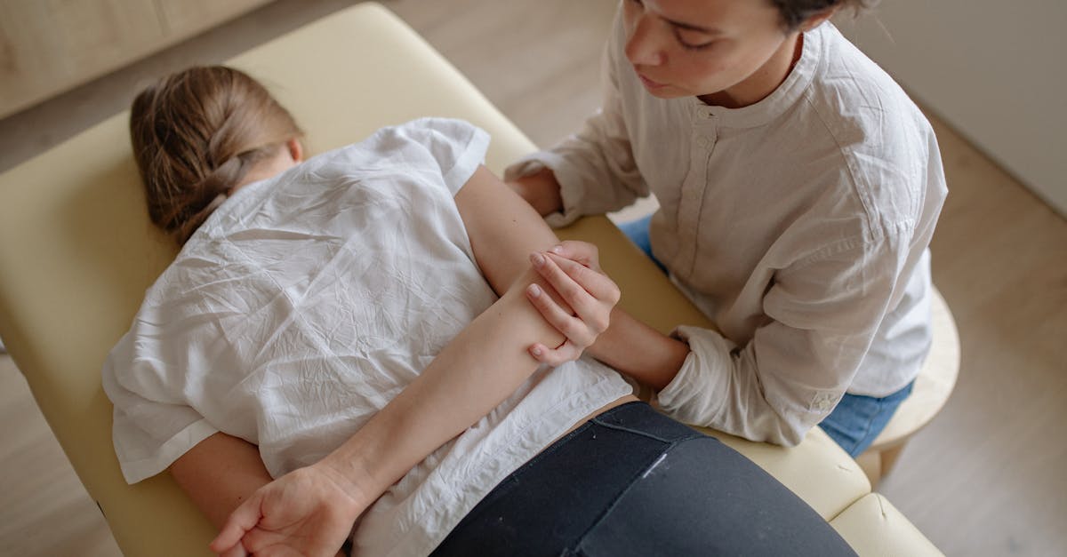 Dans le monde trépidant d'aujourd'hui, maintenir une posture optimale et équilibrer le tonus musculaire est essentiel au bien-être général. De nombreuses personnes souffrent de