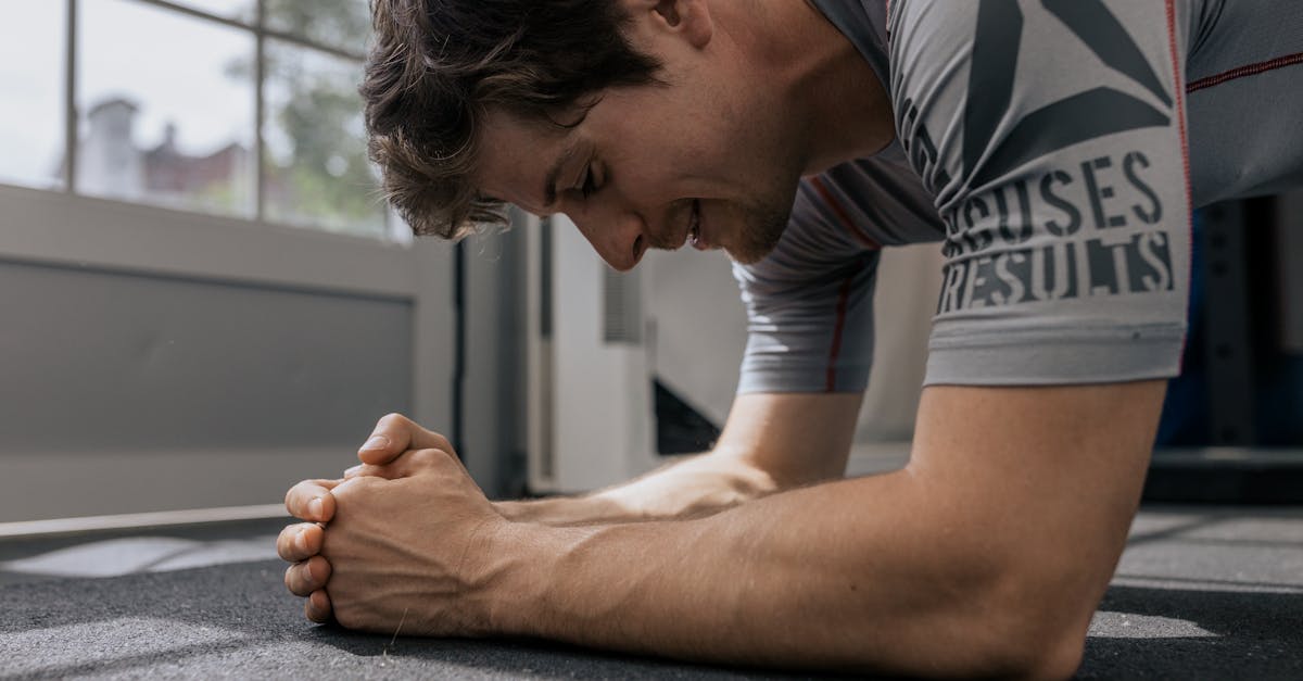 discover the importance of core stability for overall fitness. learn how strengthening your core can improve posture, enhance athletic performance, and prevent injuries. join us for expert tips and exercises to develop a strong, stable core.