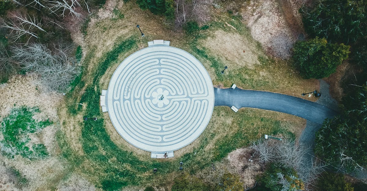 discover the causes, symptoms, and treatment options for labyrinthitis, an inner ear condition that affects balance and hearing. learn more about this condition and its impact on your health.