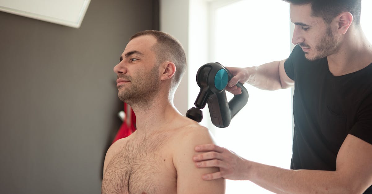 discover effective solutions and tips to alleviate shoulder pain. understand the causes, symptoms, and treatment options to regain your comfort and mobility.