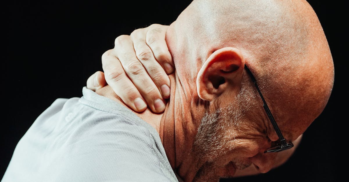 discover effective methods for shoulder pain relief with our comprehensive guide. learn about exercises, treatments, and lifestyle changes to alleviate discomfort and improve mobility.