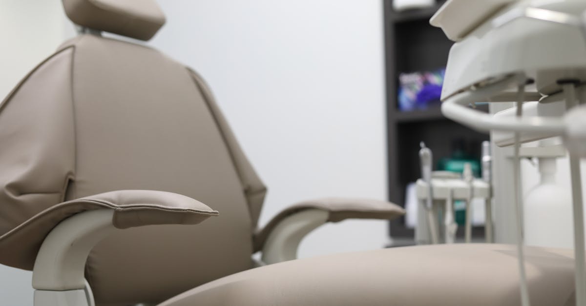 explore the principles of ergonomics that enhance comfort and efficiency in the workplace. discover how proper design and arrangement can reduce fatigue, prevent injuries, and boost productivity for a healthier, more sustainable work environment.