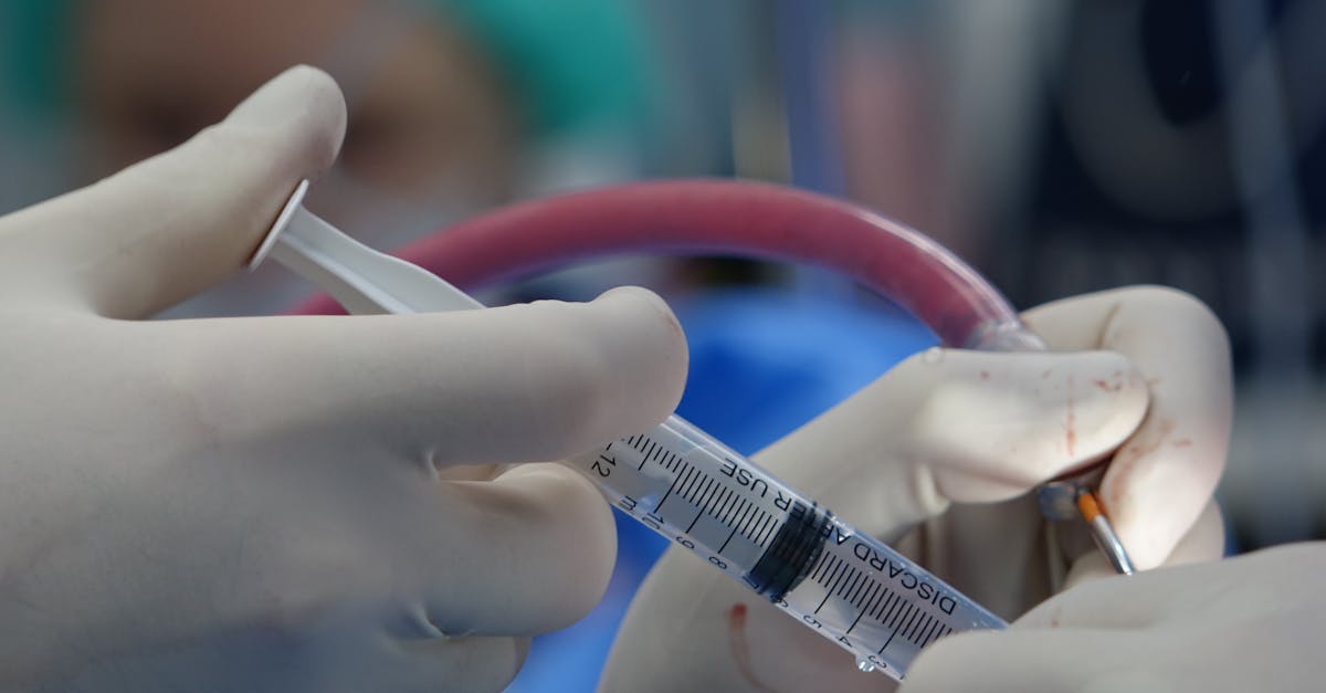 learn about herniated discs, their causes, symptoms, and effective treatment options. discover how to manage pain and improve your quality of life with professional guidance.