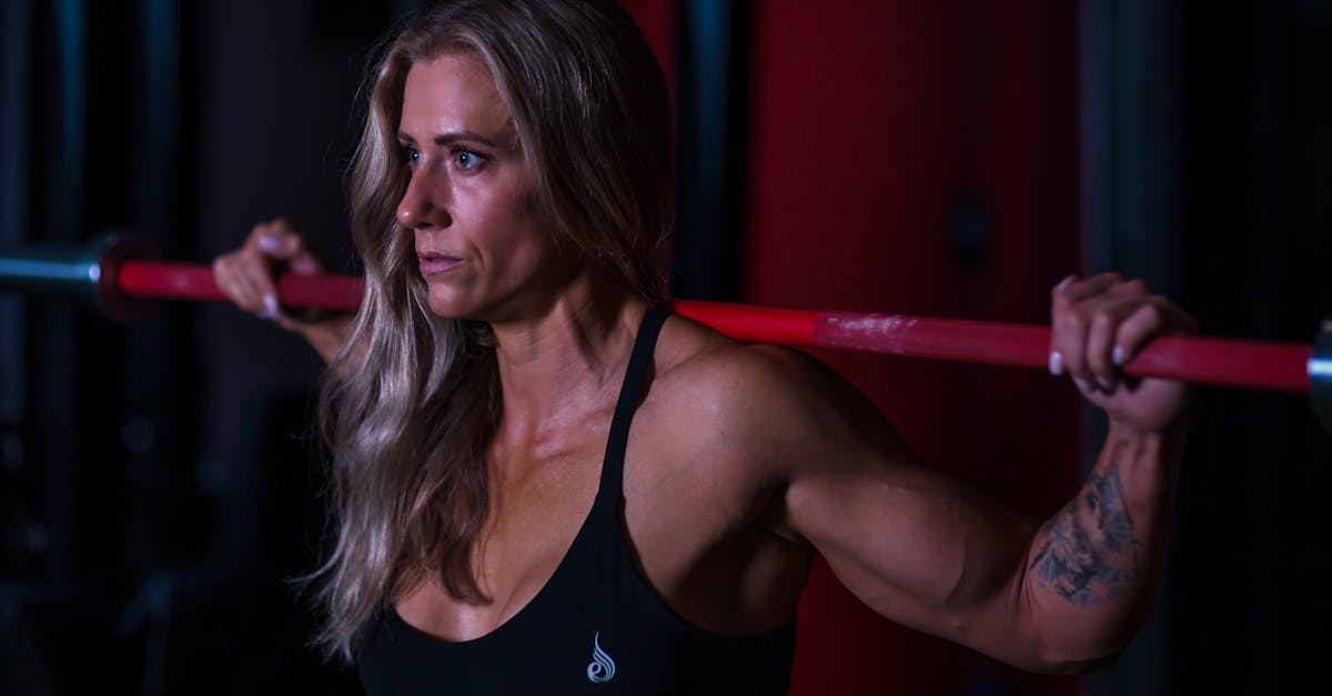 explore effective lifting techniques to enhance your strength and improve performance. learn the best practices for safe and efficient lifting, whether in fitness or daily activities. discover tips to prevent injuries and maximize your results.