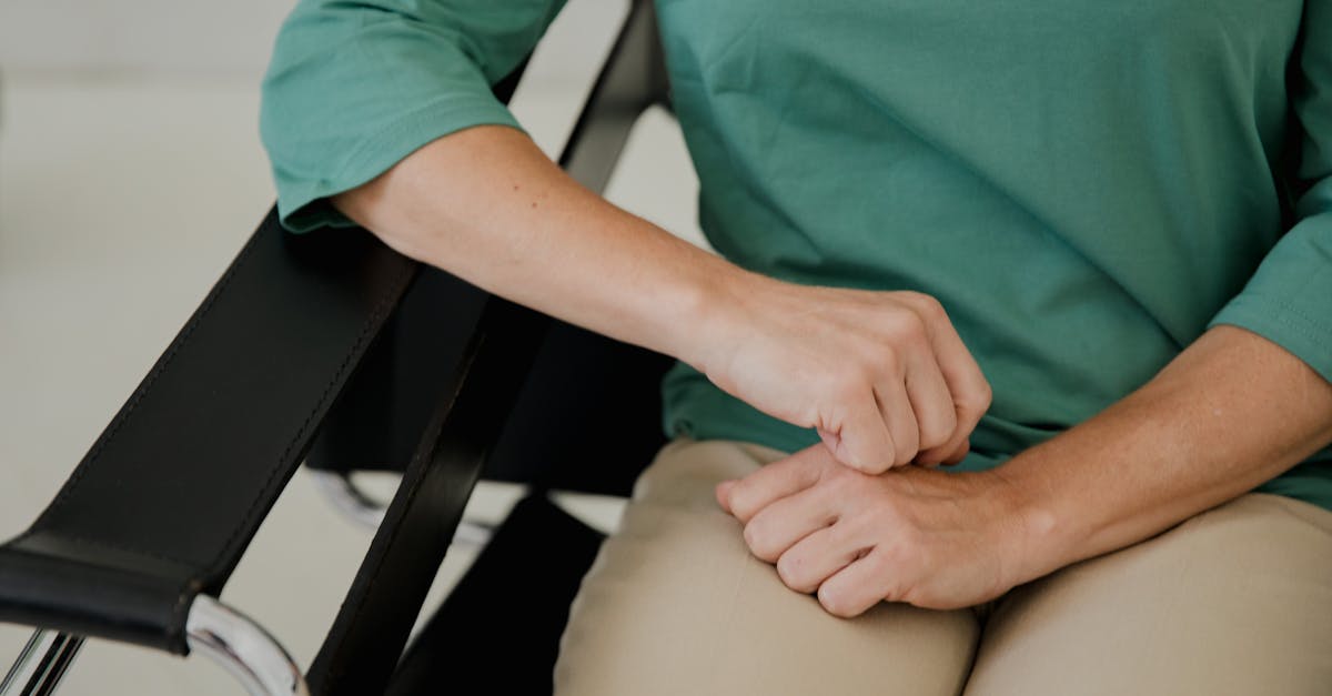 discover the essentials of the rotator cuff, including its anatomy, functions, common injuries, and effective rehabilitation techniques to maintain shoulder health and enhance mobility.