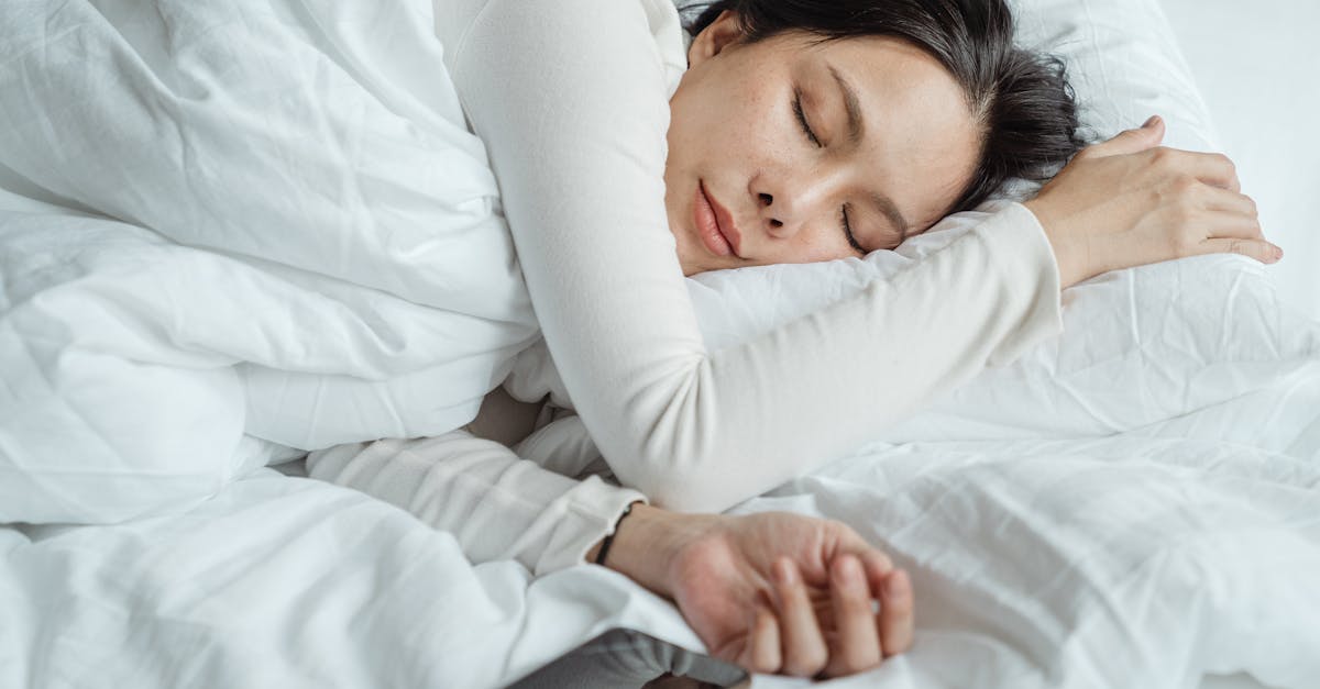 discover the importance of sleep for your health and well-being. explore tips and techniques to improve your sleep quality, understand sleep cycles, and learn how to combat insomnia for a better night's rest.