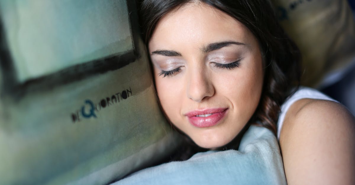 discover the best sleeping positions for a restful night. learn how different postures can impact your sleep quality and health, and find tips to optimize your sleep environment for ultimate comfort.