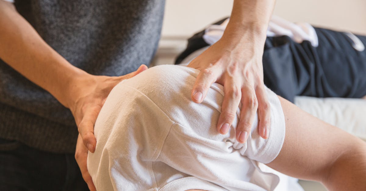 discover effective solutions for upper back pain relief. explore various treatments, exercises, and lifestyle changes to alleviate discomfort and improve your posture. find expert tips to help you feel better and regain your freedom of movement.