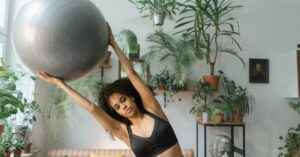 discover the importance of core strengthening for enhancing stability, improving posture, and boosting athletic performance. learn effective exercises and techniques to build a stronger core and support overall fitness goals.