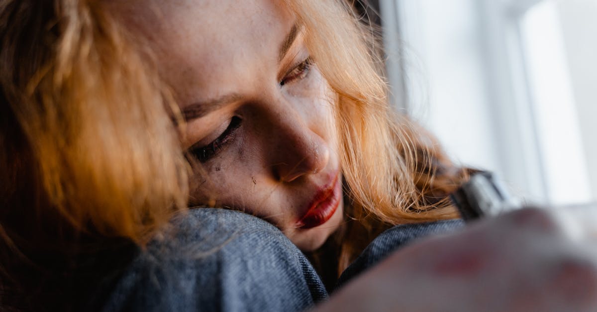 discover effective strategies to alleviate dorsal pain and improve your quality of life. learn about the causes, symptoms, and treatments to manage discomfort and enhance your spine health.