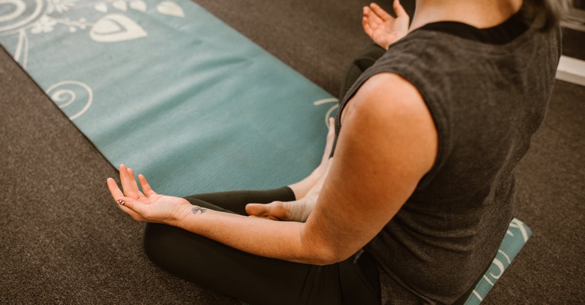 discover effective shoulder exercises designed to enhance strength, flexibility, and mobility. our expert tips and techniques will help you achieve your fitness goals while preventing injuries. perfect for beginners and seasoned athletes alike!
